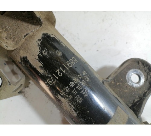 Амортизатор правый