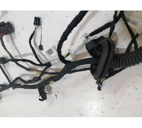 Электропроводка задней левой двери