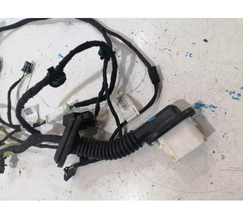 Электропроводка задней левой двери