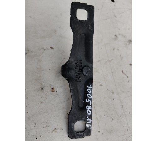 Ответная часть замка багажника