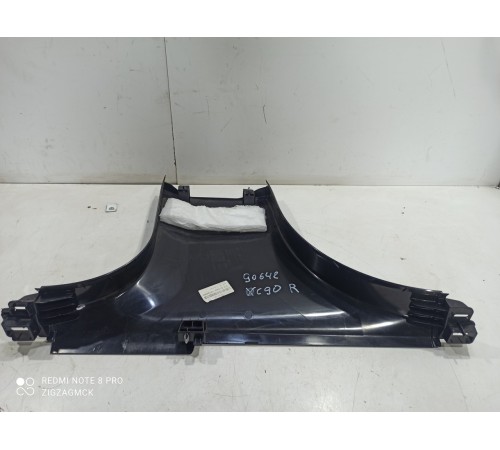 Обшивка центральной стойки(правая нижняя)