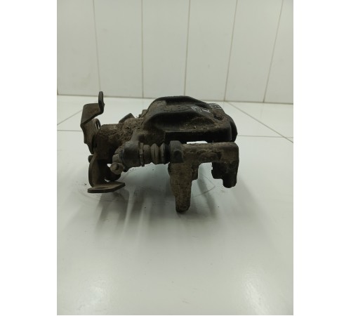 Суппорт задний левый