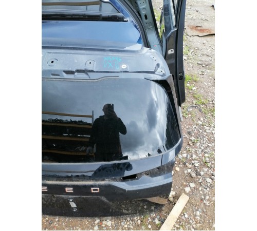 Крышка багажника со стеклом