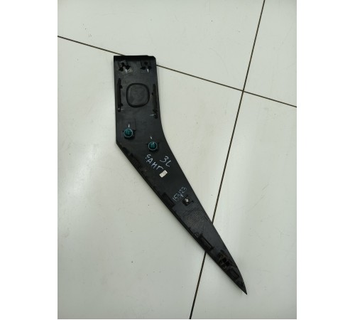 Накладка крыла задняя левая