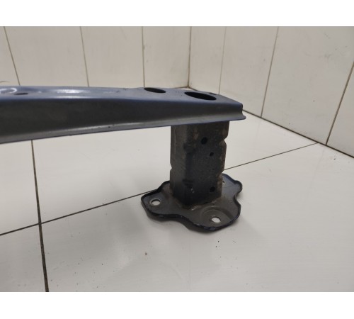 Усилитель заднего бампера