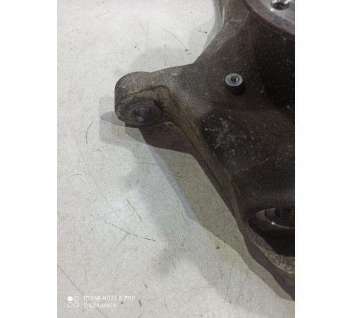 Кулак поворотный(передний левый)