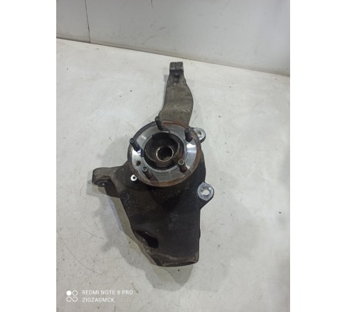 Кулак поворотный(передний левый)