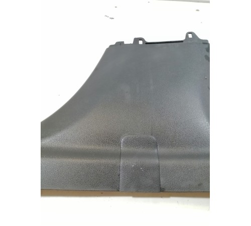 Обшивка центральной стойки правая нижняя