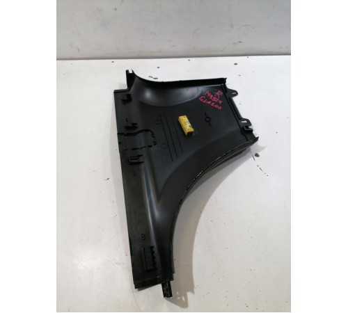 Обшивка центральной стойки правая нижняя