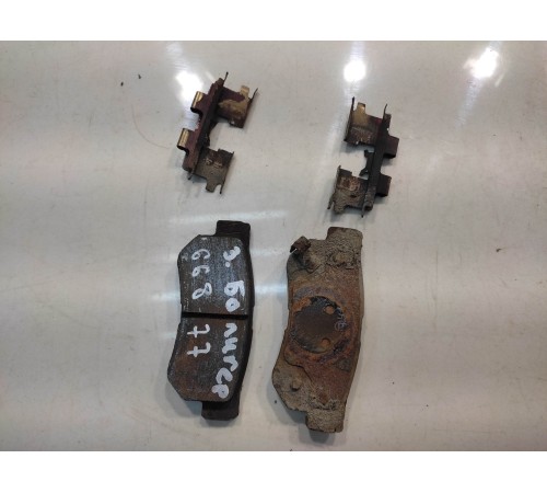 Тормозные колодки (задние)