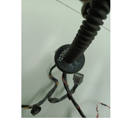 Электропроводка двери задняя правая