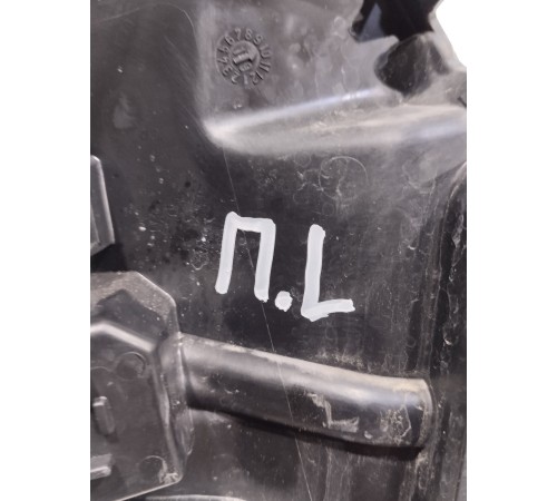 Кронштейн(крепление) замка двери передний левый