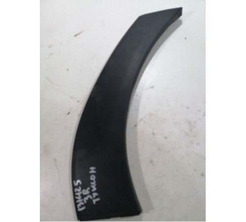 Молдинг (накладка) крыла задняя правая