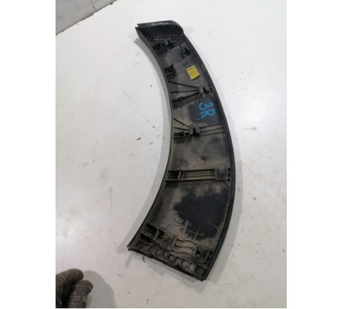 Молдинг (накладка) крыла задняя правая