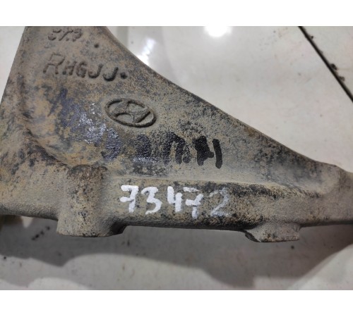 Рычаг подвески (задний, правый, верхний)