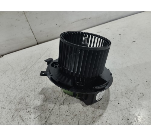 Моторчик отопителя печки