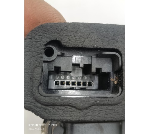 Замок двери задний левый