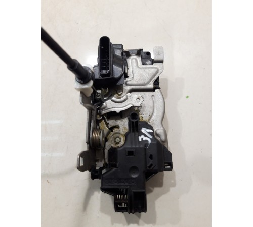 Замок двери (задний, левый)