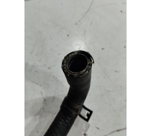 Патрубок системы охлаждения