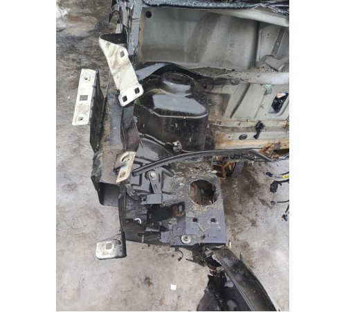 Лонжерон правый