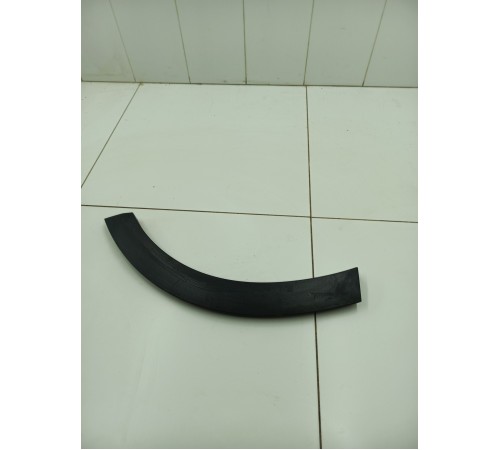 Накладка арки крыла задняя левая