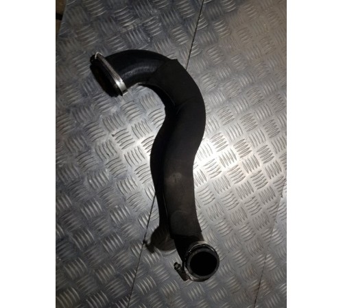 Патрубок интеркулера