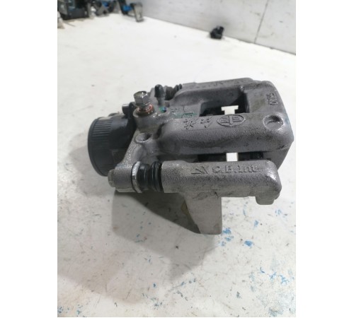 Суппорт задний правый