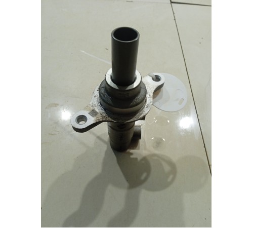 Главный тормозной цилиндр