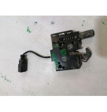 Замок капота