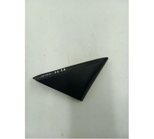 Накладка уголок двери передняя правая