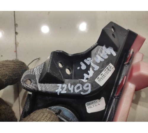 декоративная накладка (правая)