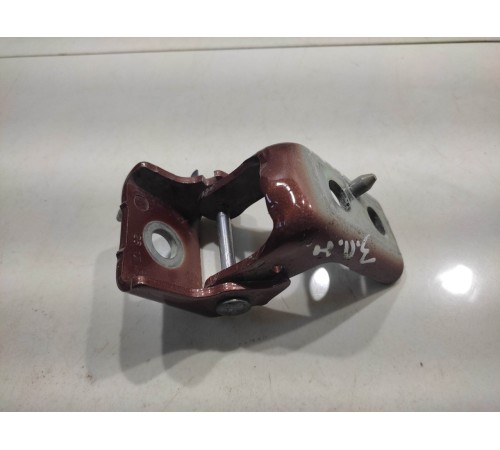 Петля двери (задняя, правая, нижняя)