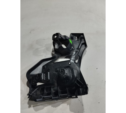 Кронштейн(крепление) заднего бампера левый