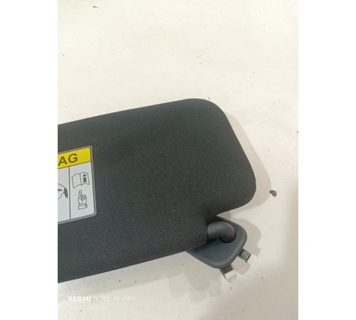 Козырек солнцезащитный правый