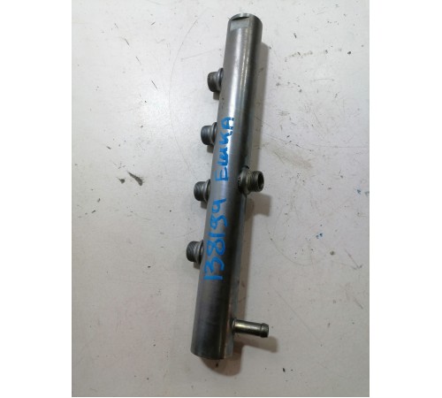 рампа топливная