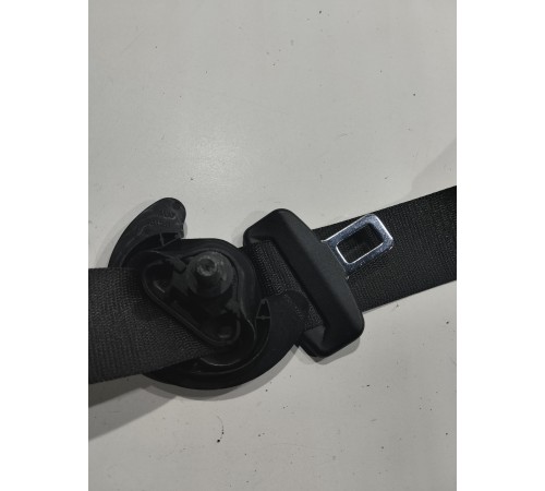 Ремень безопасности (передний правый)