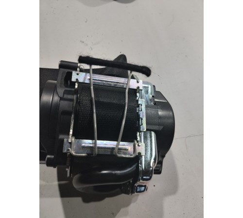 Ремень безопасности (передний правый)