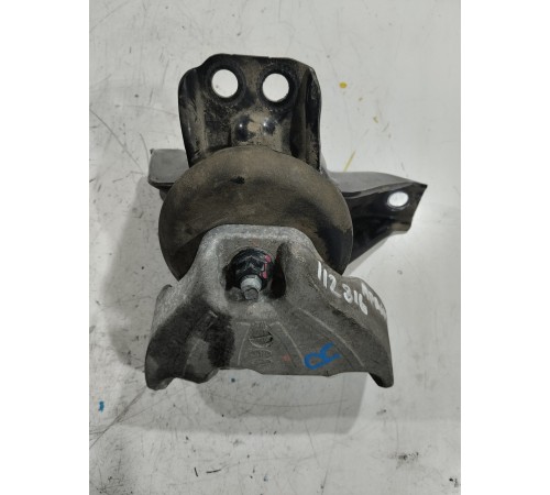 Опора двигателя правая