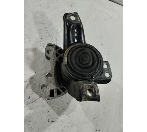 Опора двигателя правая