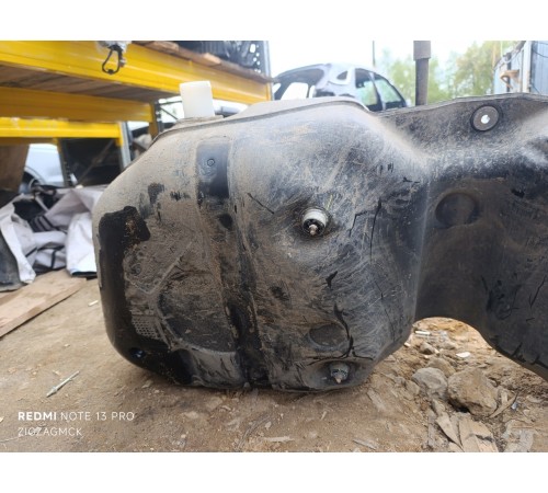 Бак топливный