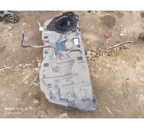 Бак топливный