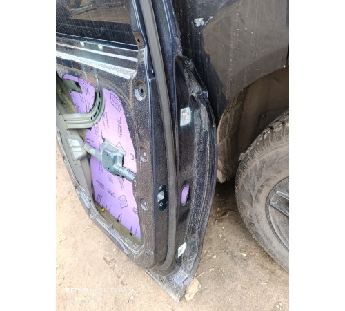 Дверь задняя левая