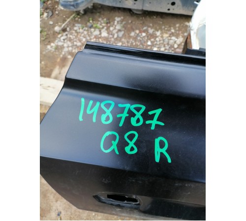 Дверь задняя правая