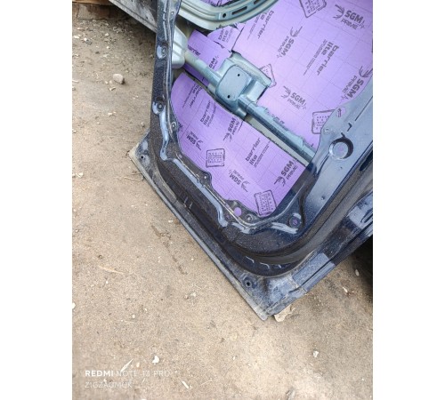 Дверь задняя левая