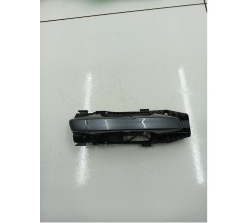 Ручка двери передняя правая внешняя