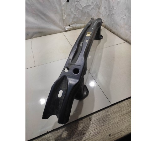 Усилитель заднего бампера