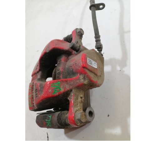 Суппорт передний правый