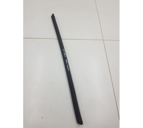 Уплотнитель стекла задний правый внутренний