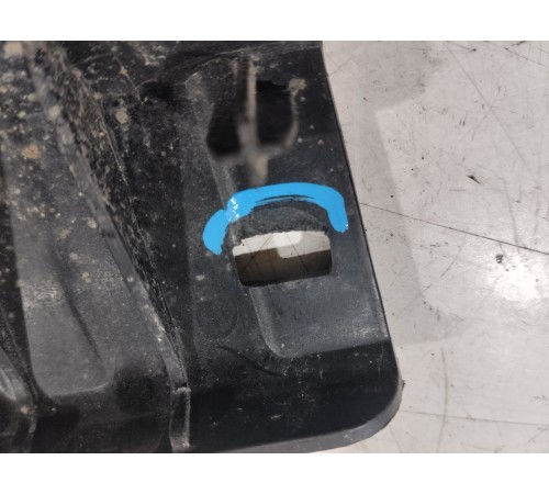 Кронштейн(крепление) заднего бампера правый