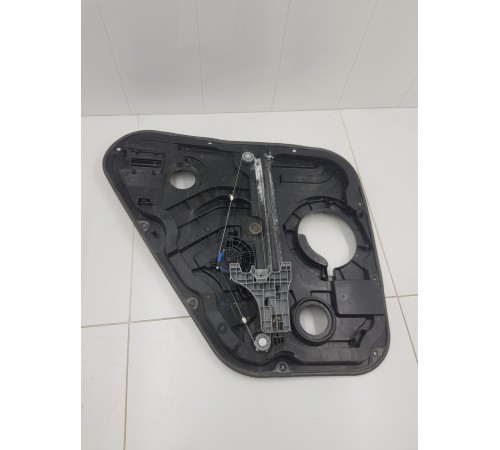 Стеклоподъемник двери задний правый